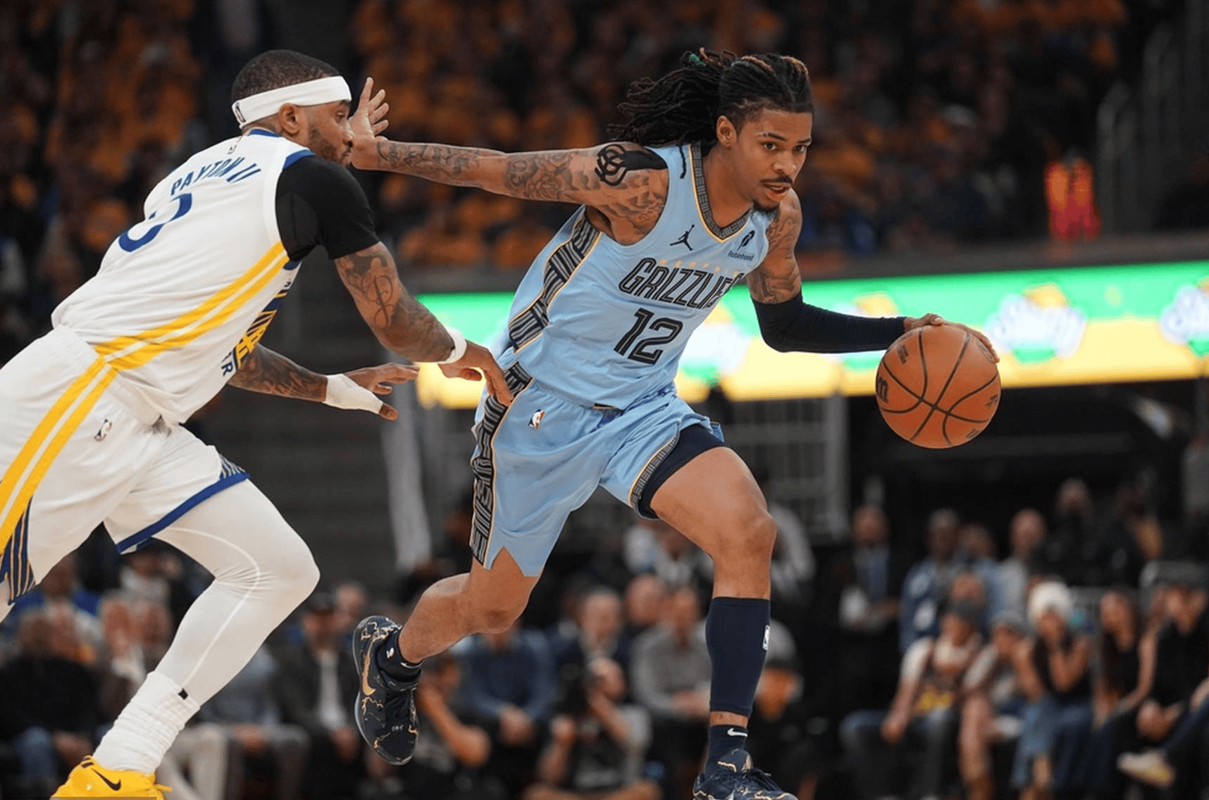 爱游戏体育官网-勇士B队险胜灰熊，艾顿统治全场