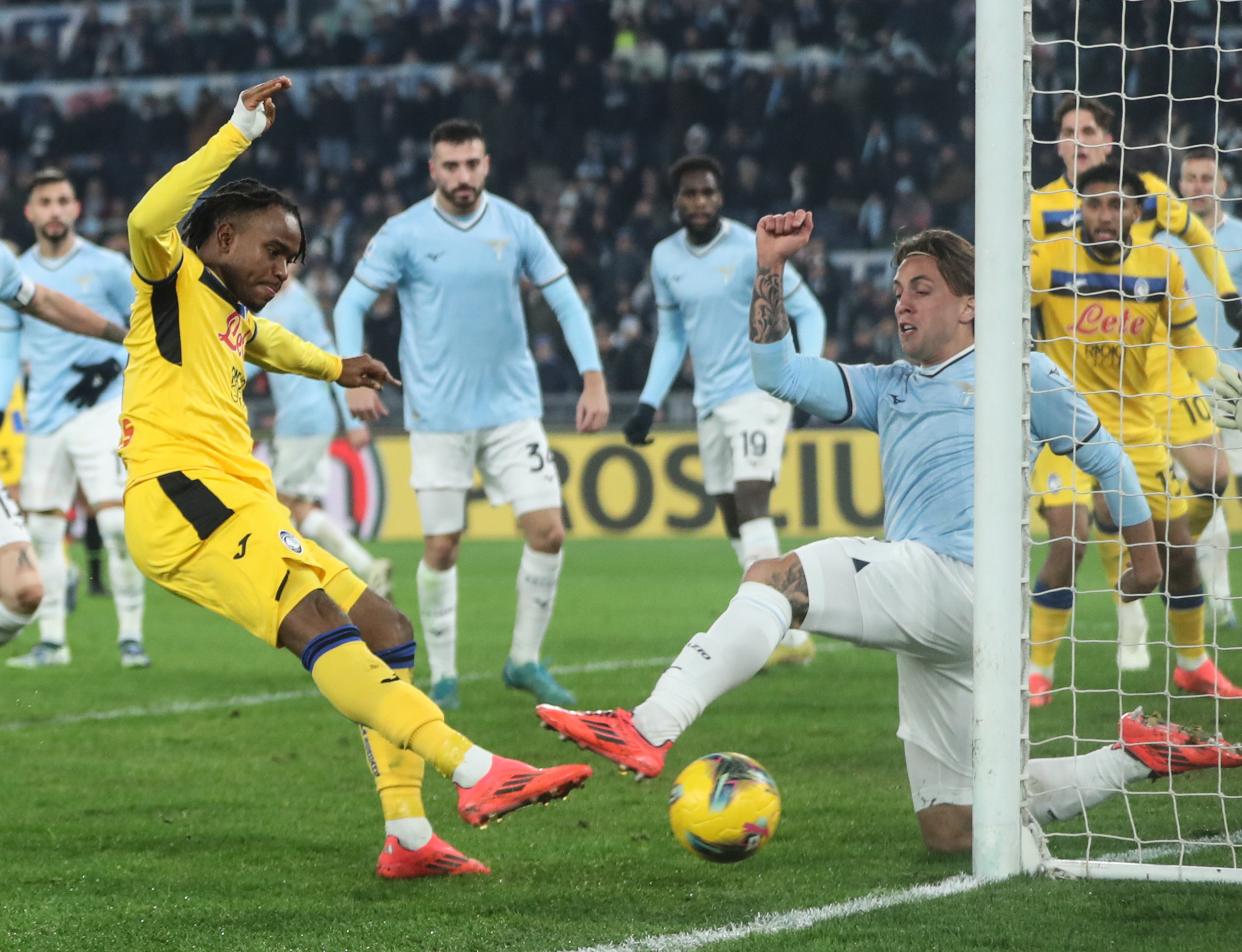 包含拉齐奥客场逆转,给对手沉重一击的词条 包含拉齐奥客场逆转,给对手沉重一击的词条