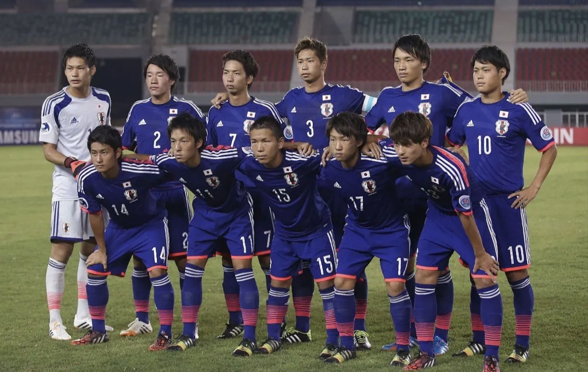 爱游戏-包含日本球队闯入亚洲顶级赛事决赛的词条