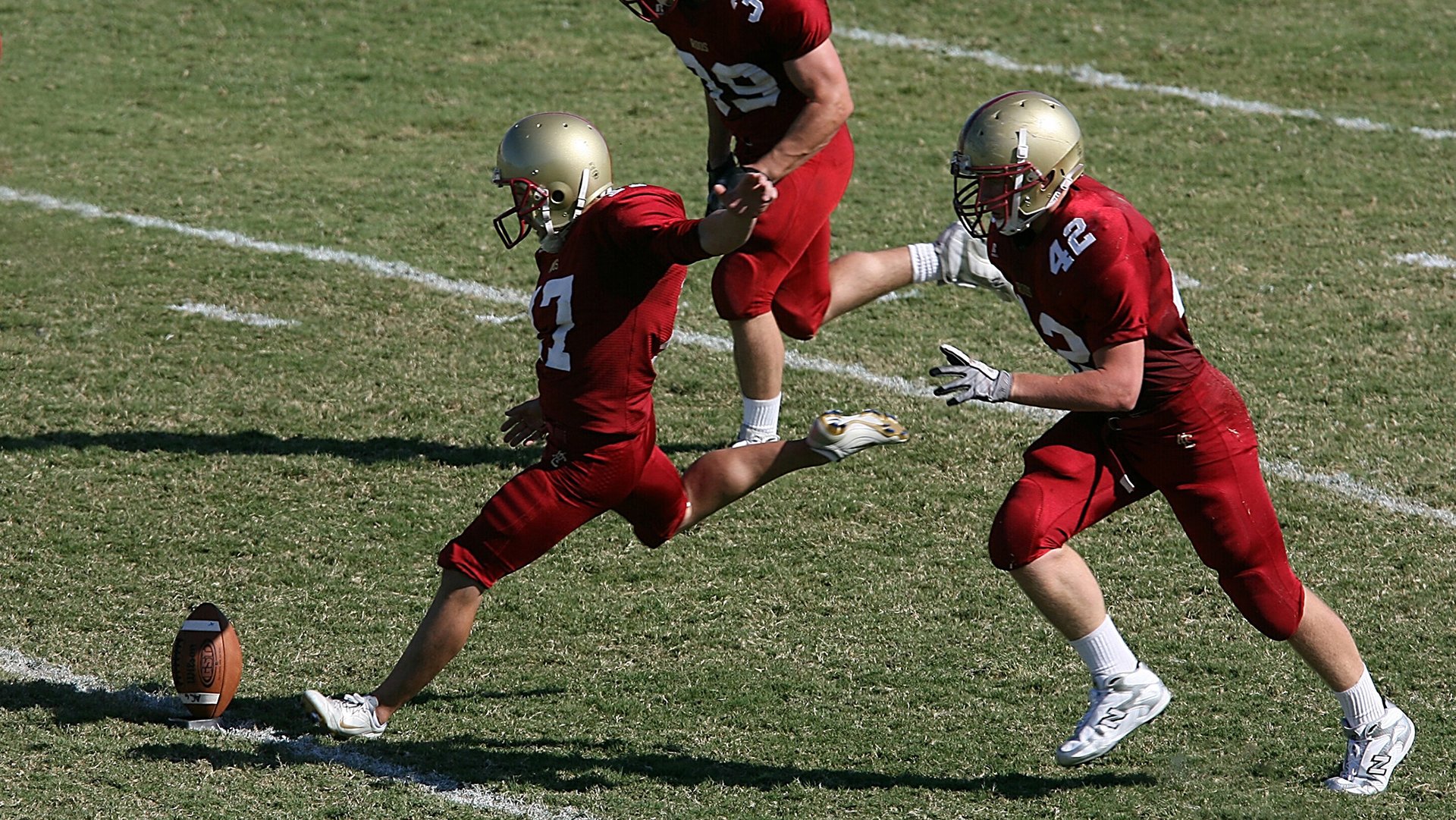 暗夜极速，杰伦·格林在F1街道赛之夜的攻防统治艺术