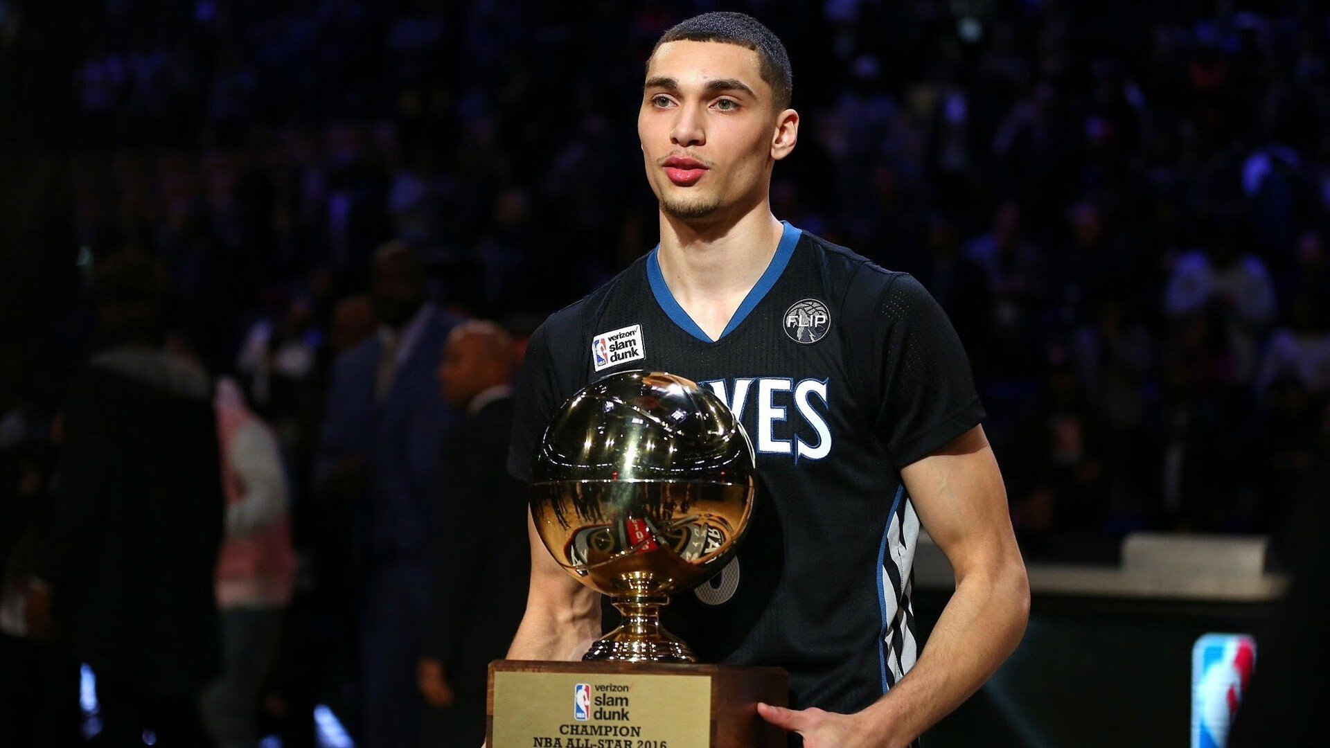 当南美狂想曲遇见北欧寒冰，萨拉赫的跨洲足球启示录