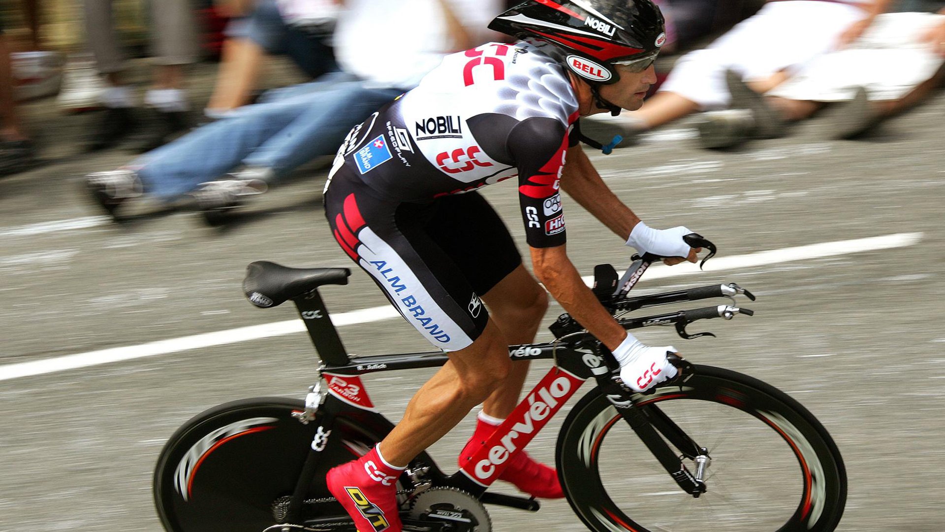 霍勒迪进攻端无人可挡，辽宁队最后时刻险胜深圳队