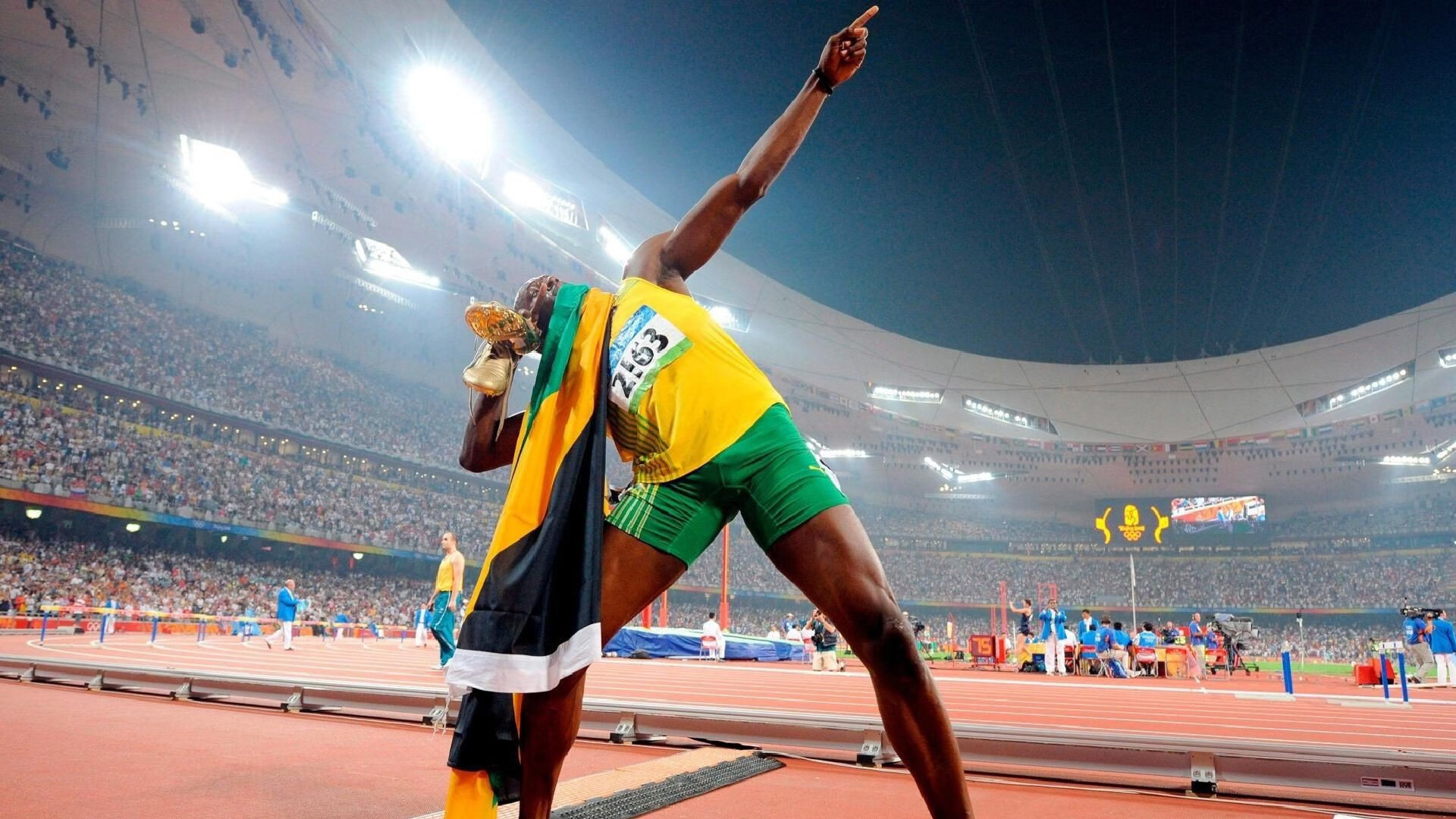 李梓嘉统治全场难挽败局，韩国队险胜丹麦队彰显羽坛新格局